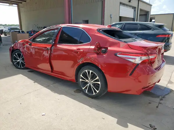 4T1G11AK9LU325014 2020 TOYOTA CAMRY - Image 2