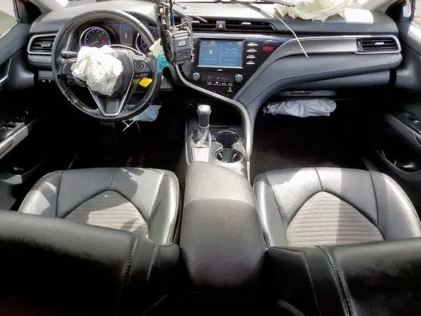 4T1G11AK9LU325014 2020 TOYOTA CAMRY - Image 8