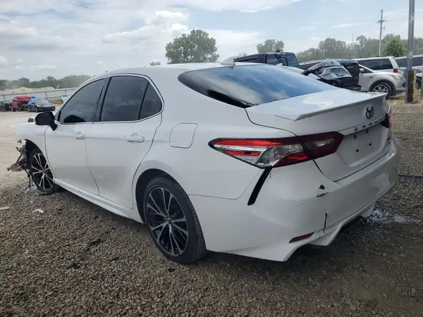 4T1G11AK9LU326776 2020 TOYOTA CAMRY - Image 2