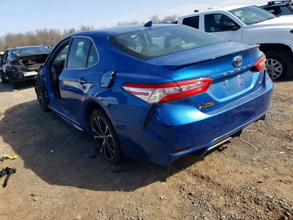 4T1G11AK9LU326907 2020 TOYOTA CAMRY - Image 2
