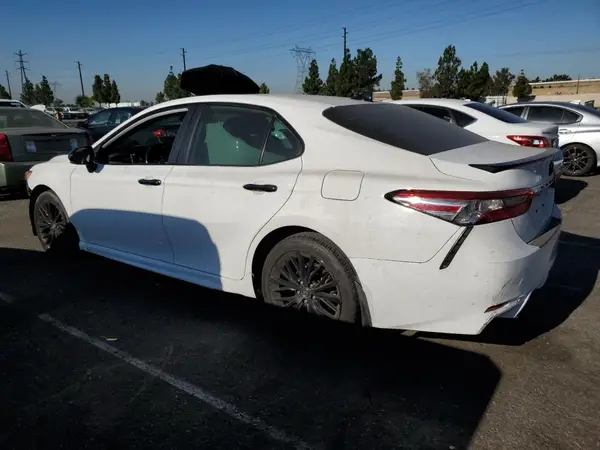 4T1G11AK9LU329063 2020 TOYOTA CAMRY - Image 2