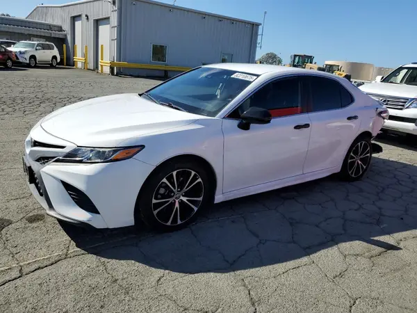 4T1G11AK9LU333758 2020 TOYOTA CAMRY - Image 1