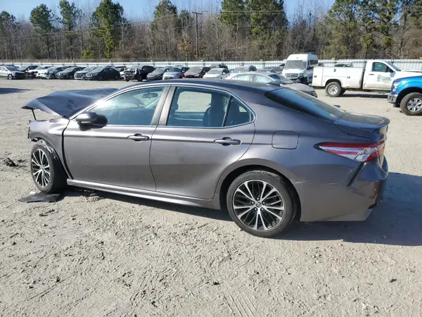 4T1G11AK9LU338320 2020 TOYOTA CAMRY - Image 2