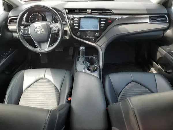 4T1G11AK9LU340385 2020 TOYOTA CAMRY - Image 8