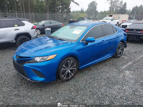4T1G11AK9LU347725 2020 TOYOTA CAMRY - Image 2