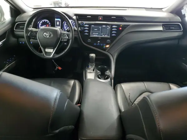 4T1G11AK9LU348213 2020 TOYOTA CAMRY - Image 8