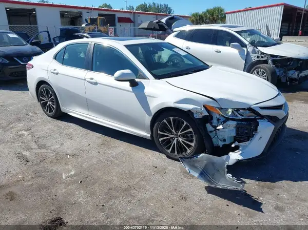 4T1G11AK9LU349507 2020 TOYOTA CAMRY - Image 1