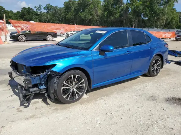 4T1G11AK9LU349510 2020 TOYOTA CAMRY - Image 1