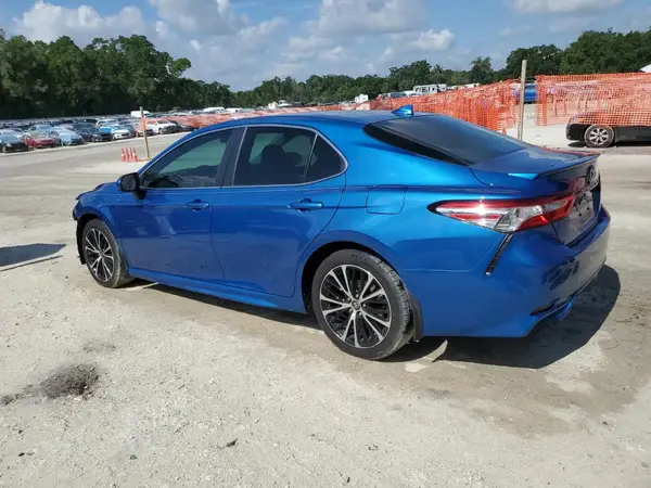 4T1G11AK9LU349510 2020 TOYOTA CAMRY - Image 2