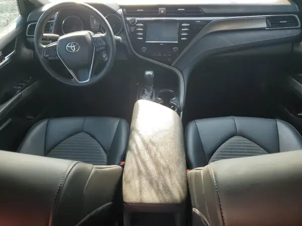 4T1G11AK9LU358384 2020 TOYOTA CAMRY - Image 8
