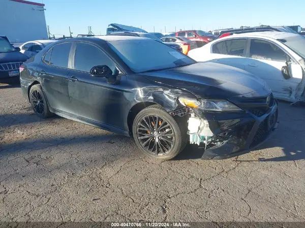 4T1G11AK9LU358966 2020 TOYOTA CAMRY - Image 1