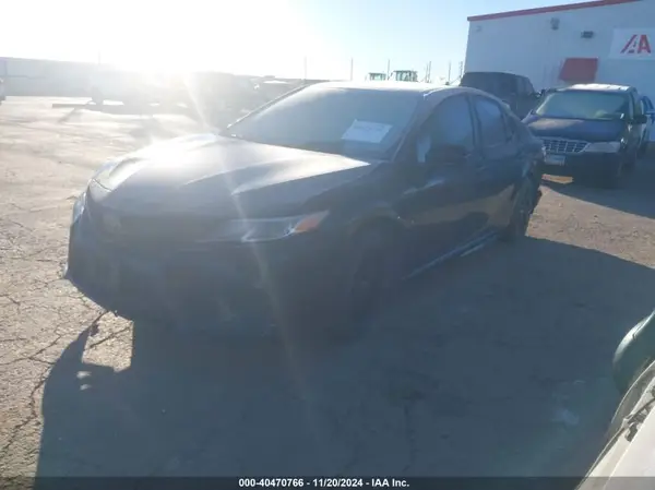 4T1G11AK9LU358966 2020 TOYOTA CAMRY - Image 2