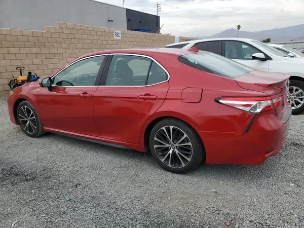 4T1G11AK9LU368381 2020 TOYOTA CAMRY - Image 2