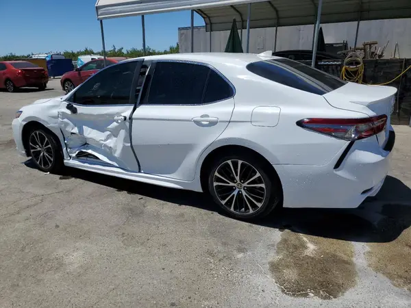4T1G11AK9LU368879 2020 TOYOTA CAMRY - Image 2