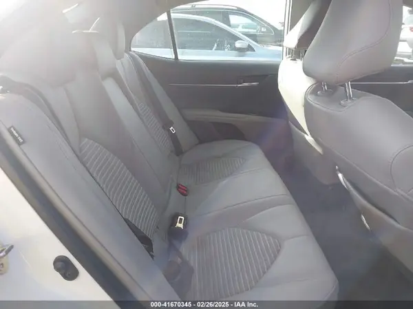 4T1G11AK9LU370843 2020 TOYOTA CAMRY - Image 8