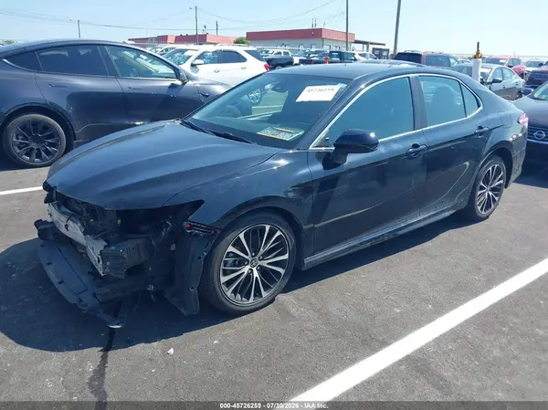 4T1G11AK9LU372351 2020 TOYOTA CAMRY - Image 2