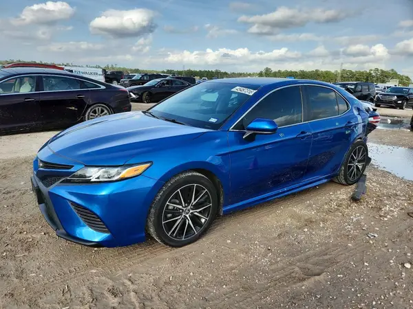 4T1G11AK9LU372933 2020 TOYOTA CAMRY - Image 1