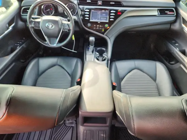4T1G11AK9LU372933 2020 TOYOTA CAMRY - Image 8