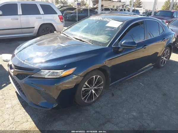 4T1G11AK9LU382068 2020 TOYOTA CAMRY - Image 2