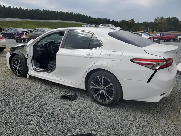 4T1G11AK9LU857525 2020 TOYOTA CAMRY - Image 2