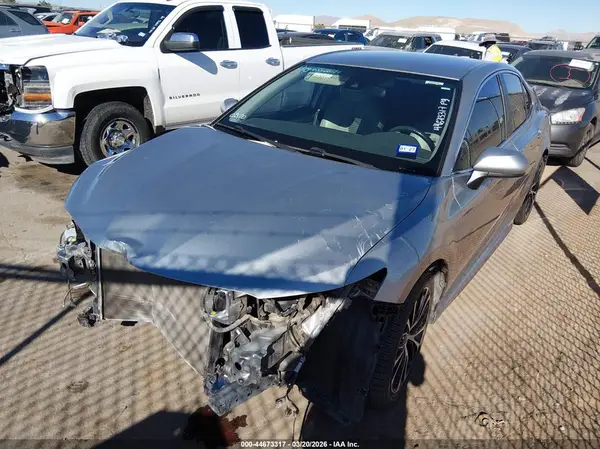 4T1G11AK9LU860084 2020 TOYOTA CAMRY - Image 2