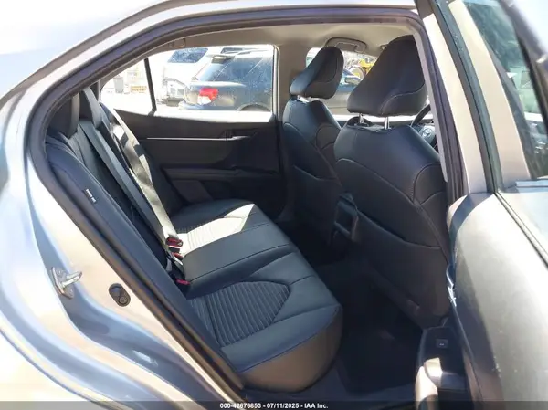 4T1G11AK9LU863521 2020 TOYOTA CAMRY - Image 8