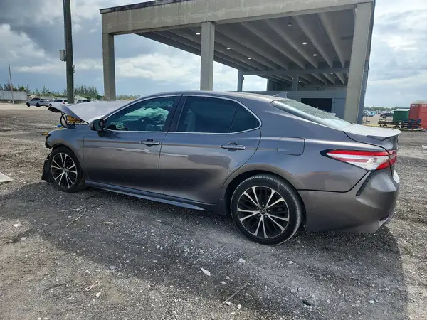 4T1G11AK9LU875278 2020 TOYOTA CAMRY - Image 2