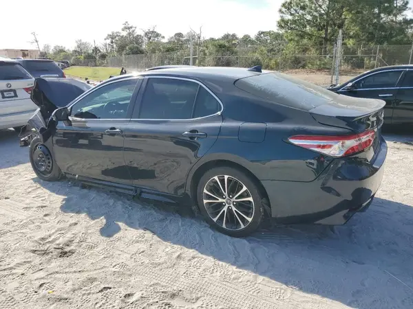 4T1G11AK9LU894591 2020 TOYOTA CAMRY - Image 2