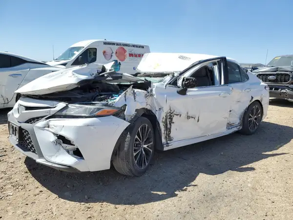 4T1G11AK9LU906593 2020 TOYOTA CAMRY - Image 1