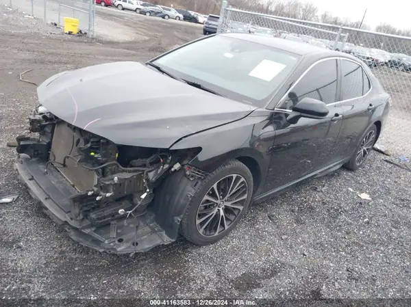 4T1G11AK9LU908215 2020 TOYOTA CAMRY - Image 2