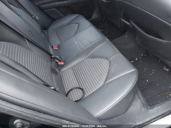 4T1G11AK9LU908215 2020 TOYOTA CAMRY - Image 8