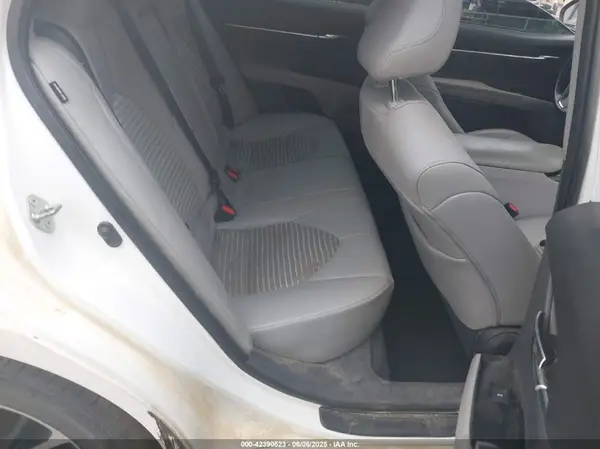 4T1G11AK9LU930831 2020 TOYOTA CAMRY - Image 8