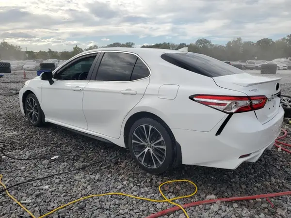 4T1G11AK9LU933485 2020 TOYOTA CAMRY - Image 2