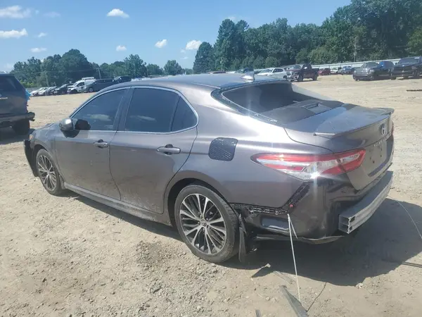 4T1G11AK9LU940825 2020 TOYOTA CAMRY - Image 2
