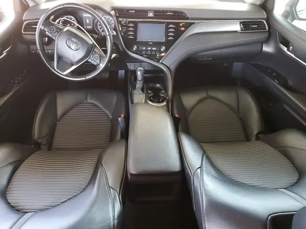 4T1G11AK9LU945894 2020 TOYOTA CAMRY - Image 8