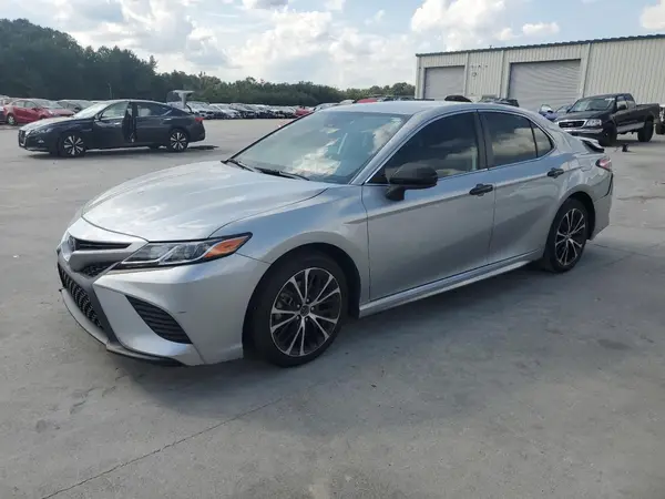 4T1G11AK9LU955504 2020 TOYOTA CAMRY - Image 1