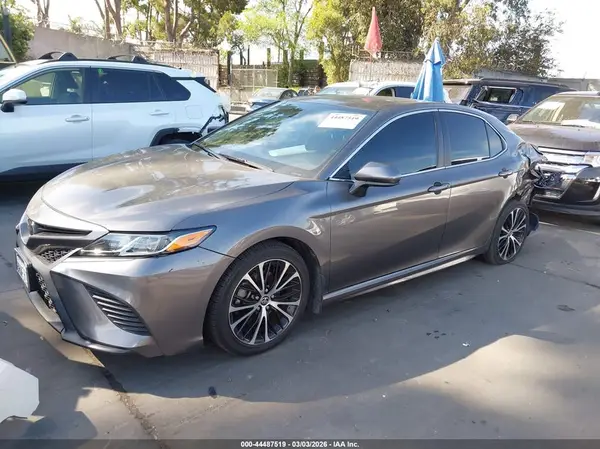 4T1G11AK9LU971461 2020 TOYOTA CAMRY - Image 2