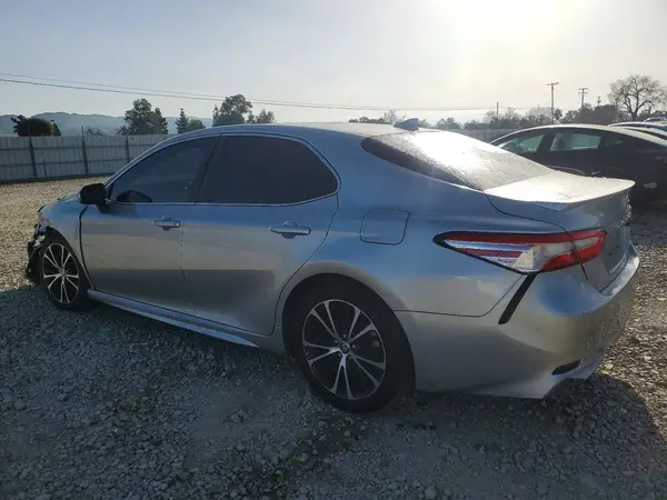 4T1G11AK9LU973016 2020 TOYOTA CAMRY - Image 2