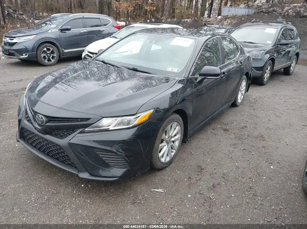 4T1G11AK9LU982492 2020 TOYOTA CAMRY - Image 2