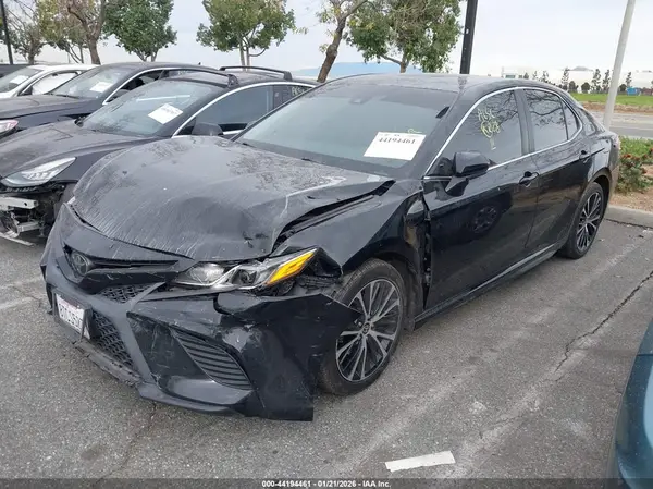 4T1G11AK9LU988597 2020 TOYOTA CAMRY - Image 2