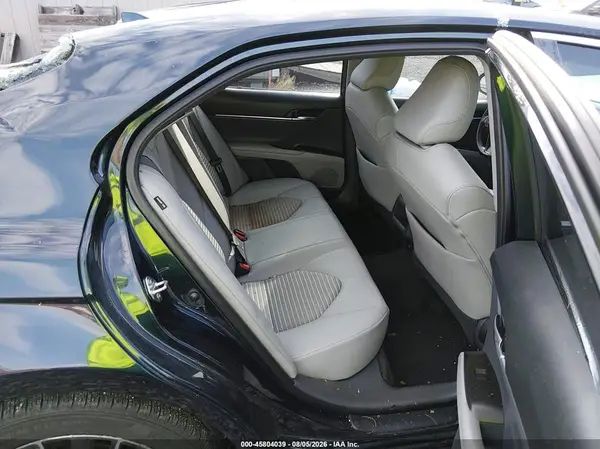 4T1G11AK9MU402868 2021 TOYOTA CAMRY - Image 8
