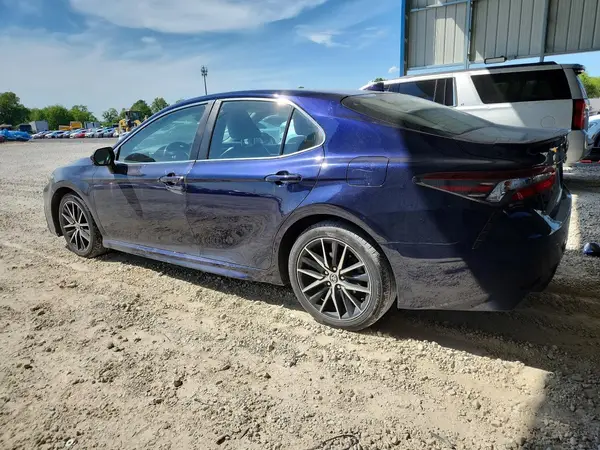 4T1G11AK9MU407214 2021 TOYOTA CAMRY - Image 2