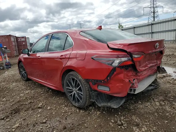 4T1G11AK9MU411165 2021 TOYOTA CAMRY - Image 2