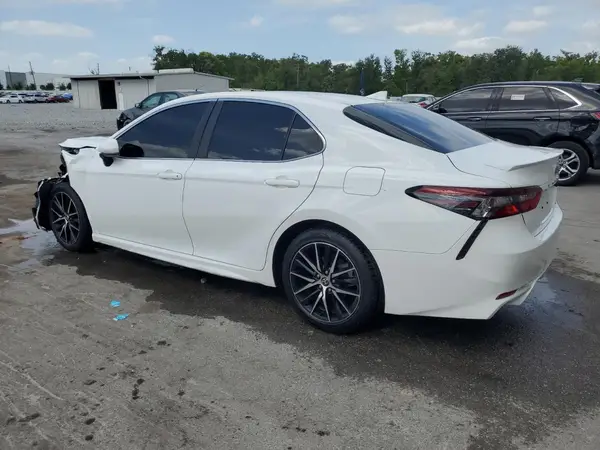 4T1G11AK9MU412381 2021 TOYOTA CAMRY - Image 2