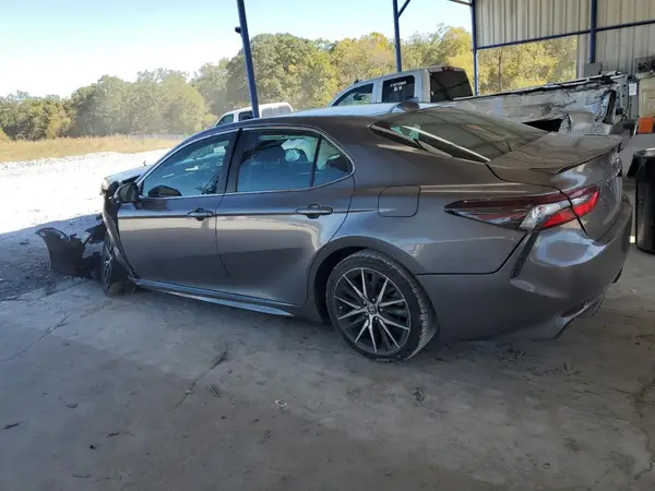 4T1G11AK9MU414616 2021 TOYOTA CAMRY - Image 2