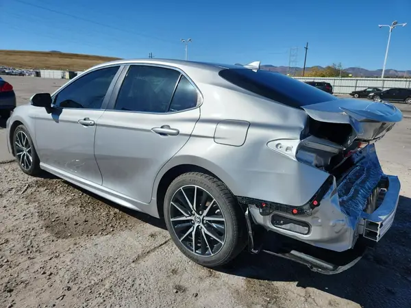 4T1G11AK9MU414972 2021 TOYOTA CAMRY - Image 2