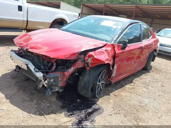 4T1G11AK9MU417497 2021 TOYOTA CAMRY - Image 2