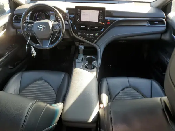 4T1G11AK9MU417774 2021 TOYOTA CAMRY - Image 8