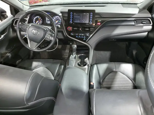 4T1G11AK9MU417855 2021 TOYOTA CAMRY - Image 8