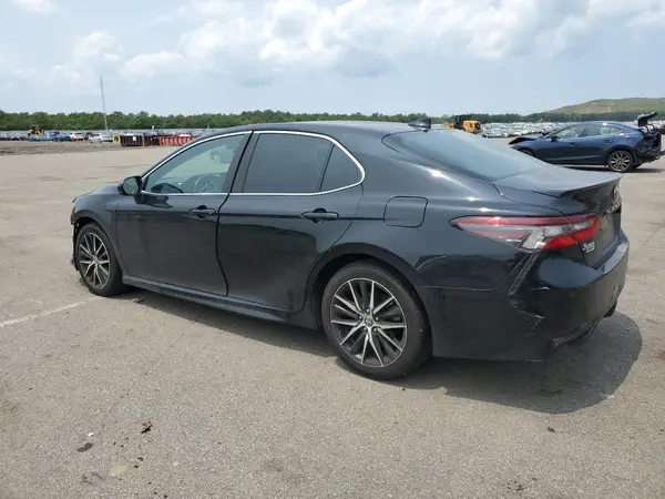 4T1G11AK9MU419394 2021 TOYOTA CAMRY - Image 2